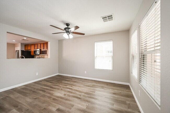 Building Photo - 7154 Temecula Valley Ave