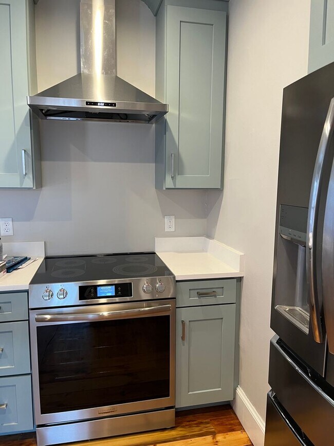 Foto del edificio - 130 Neal St