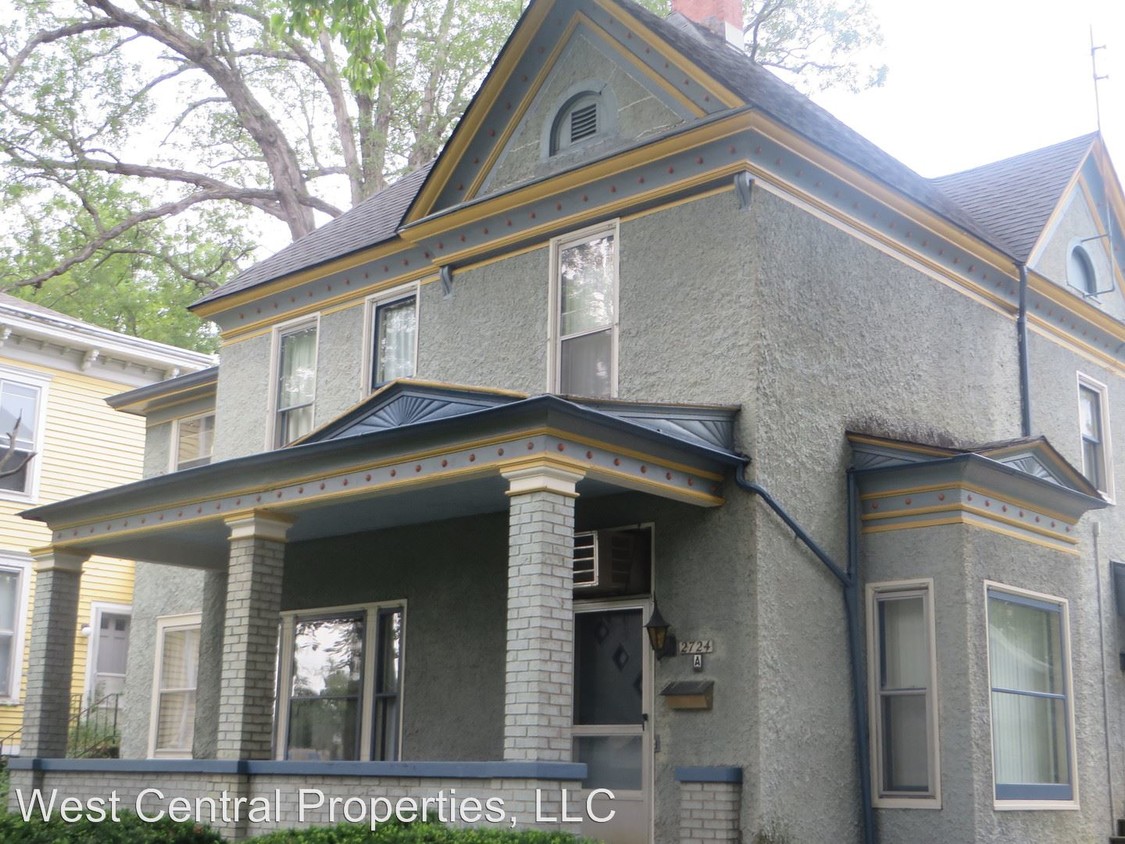 Primary Photo - 2724 Fairfield Ave