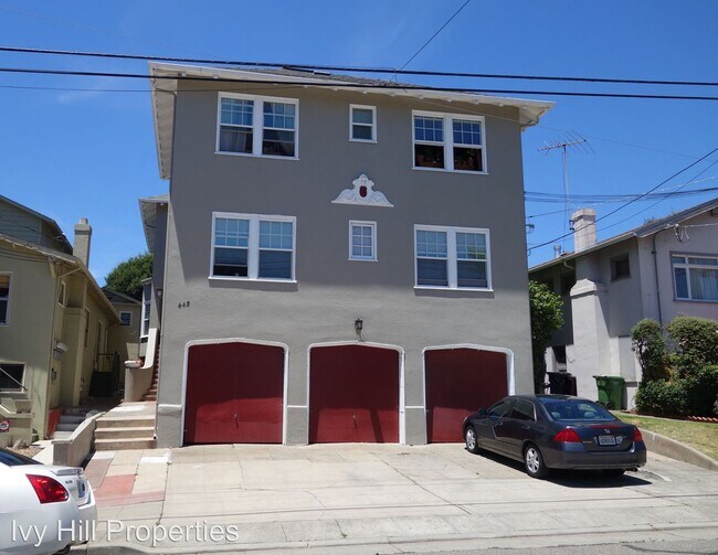 Building Photo - 445 Athol Ave
