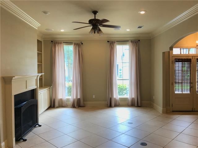 Foto del edificio - 807 Autumn Pl