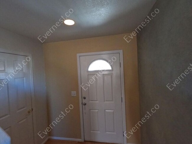Foto del edificio - 1894 Dove Creek Cir