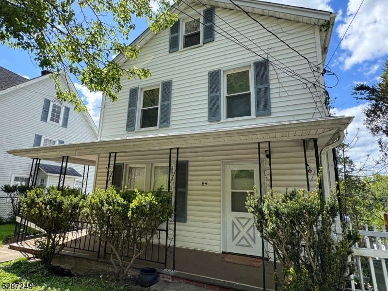 Primary Photo - 85 Chestnut St