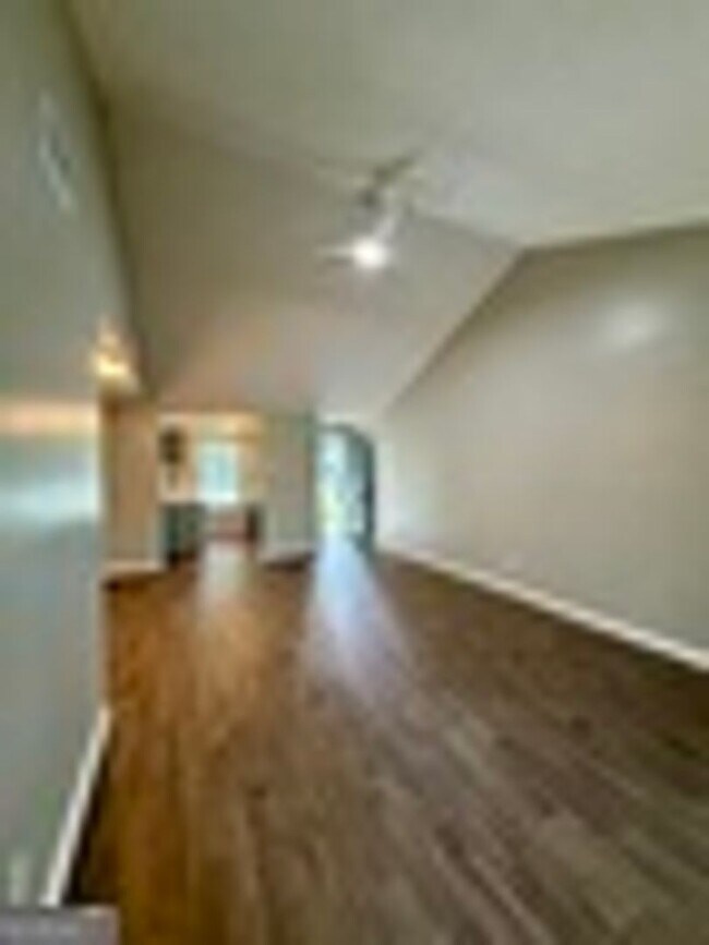Building Photo - 438/440 Admirals Walk Dr