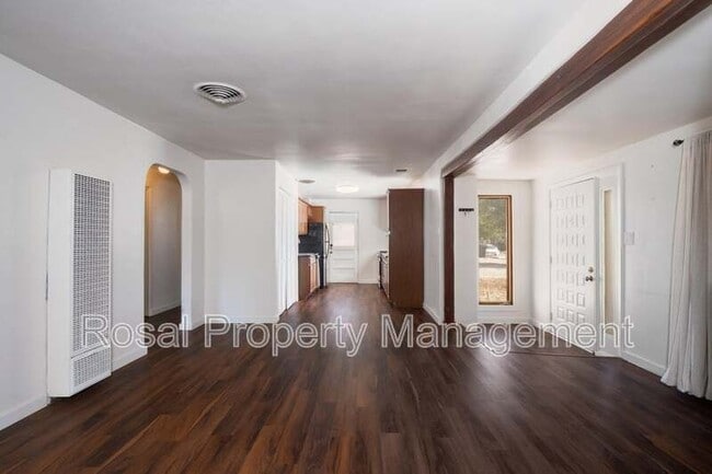 Building Photo - 1332 Boatright Dr NE
