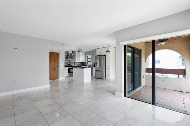 Foto del edificio - 9022 SW 123rd Ct