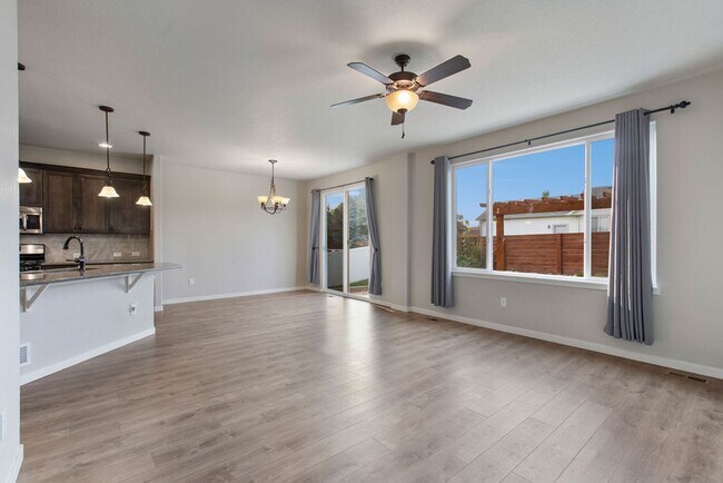 Foto del edificio - 3 Bedroom home in Severance