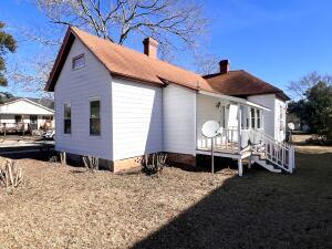Building Photo - 536 Rennie St