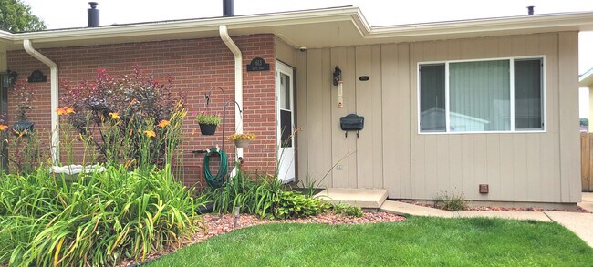 Foto del edificio - 1615 Reetz Rd