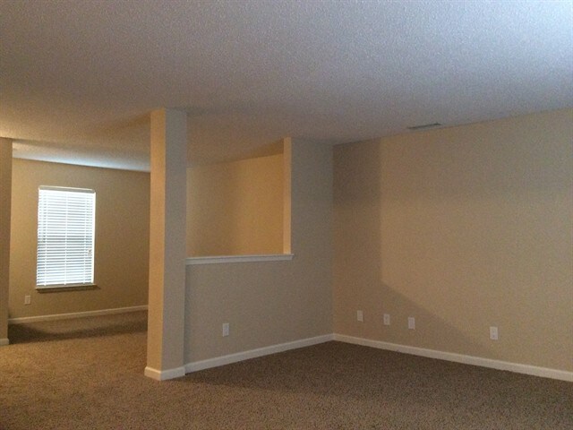 Foto del edificio - 1281 Rosemary Ct