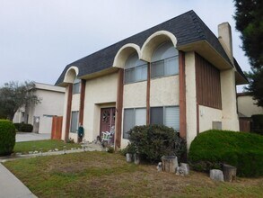 Building Photo - 7841 Shaffer Cir
