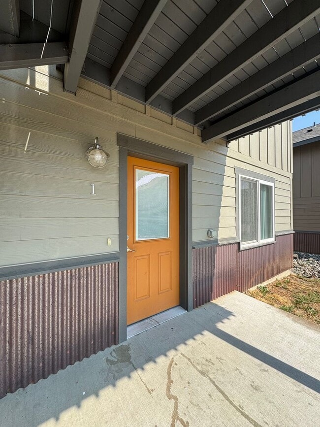 Building Photo - 2241 Airport Rd