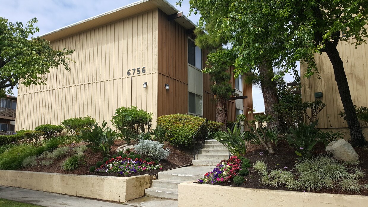 Primary Photo - 6828 Los Verdes Dr