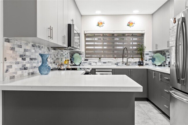 Foto del edificio - 3464 NW 99th Way