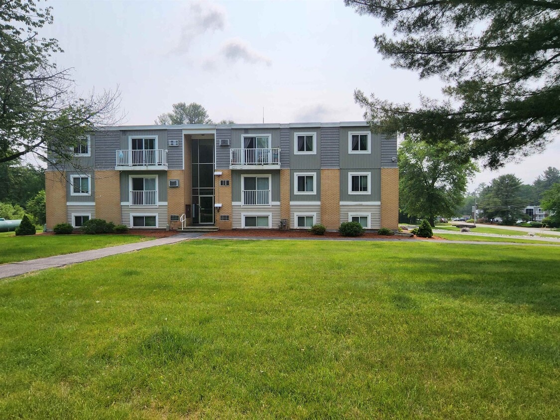 Primary Photo - 17 Mercury Dr