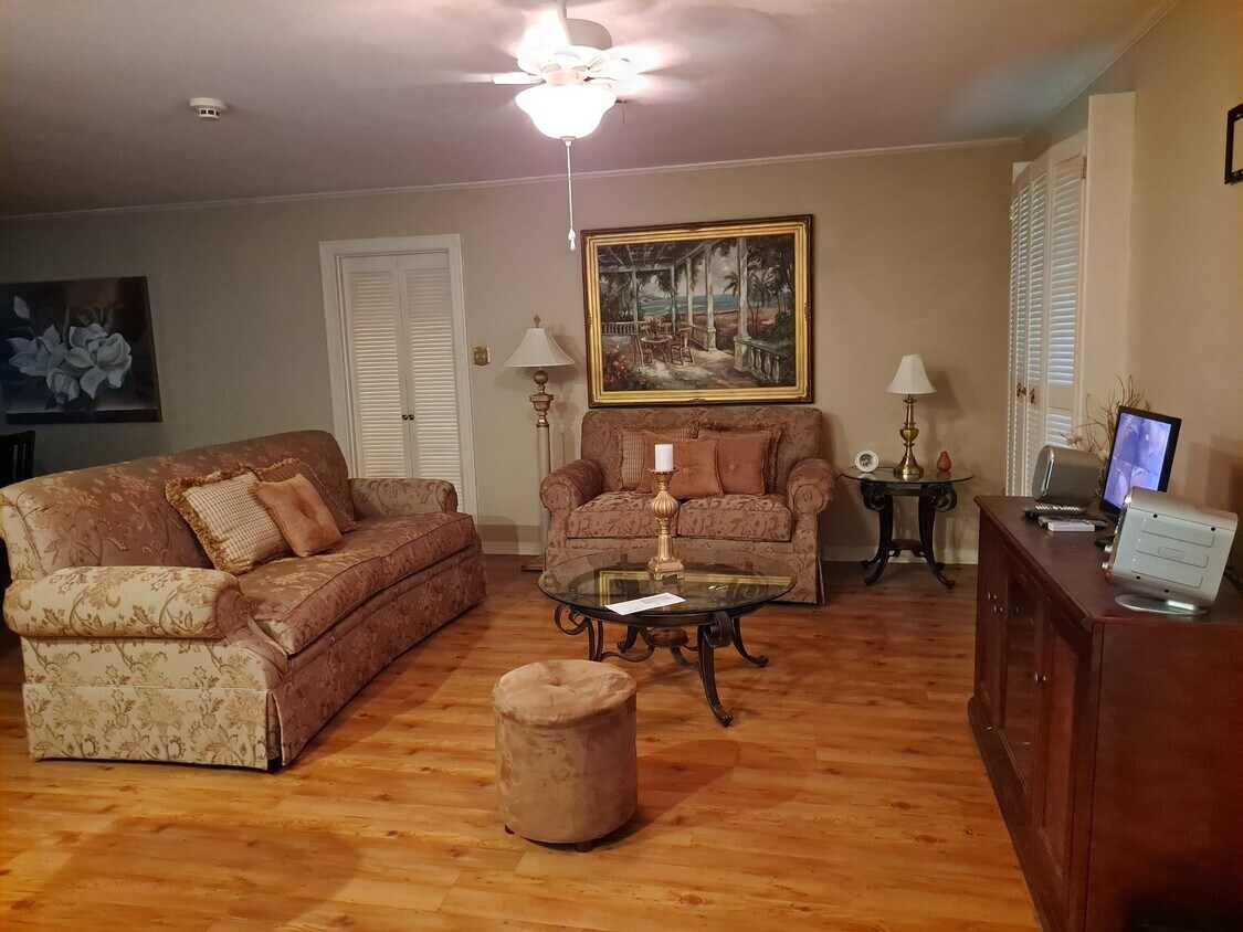 3023 Stimson Ave Unit A, Alexandria, LA 71301 Apartments in