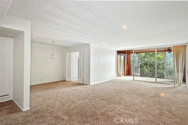 Foto del edificio - 289 S Barrington Ave