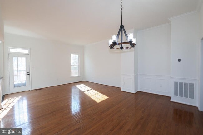 Foto del edificio - 47699 Whirlpool Square