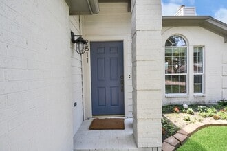 Building Photo - 2511 Orchard Run Way