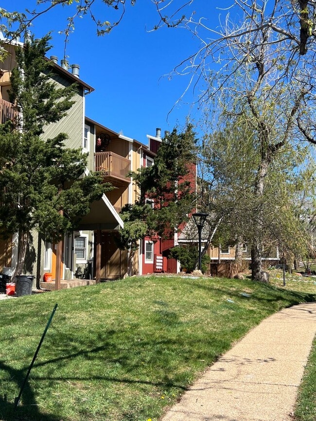 Cozy 1/bed 1/bath condo in Boulder! - Cozy 1/bed 1/bath condo in Boulder!