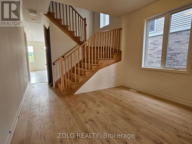 Building Photo - 496 Trevor St.