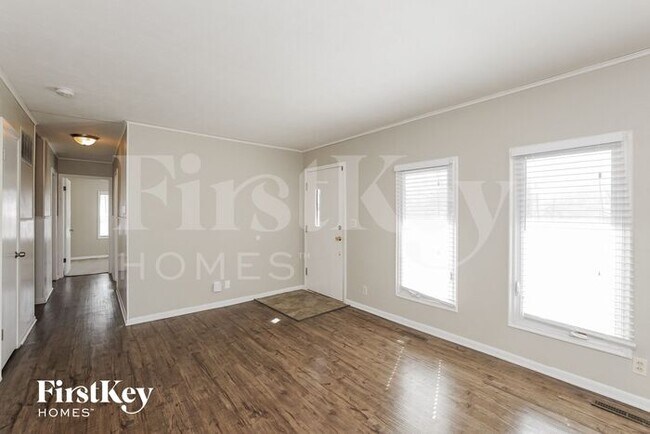 Foto del edificio - 9500 E 69th St