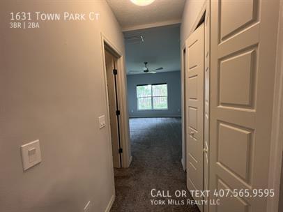 Foto del edificio - 1631 Town Park Ct