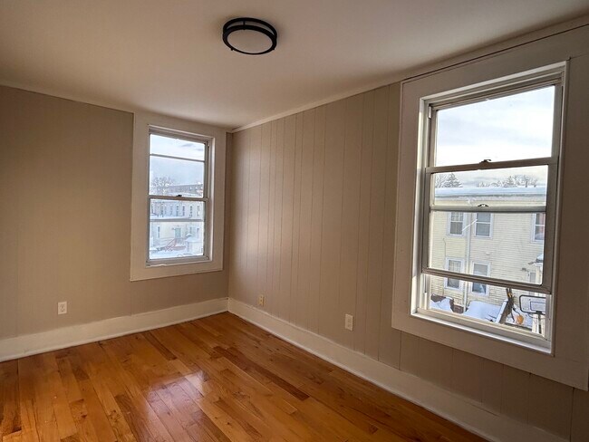 Foto del edificio - 13 Hampden St