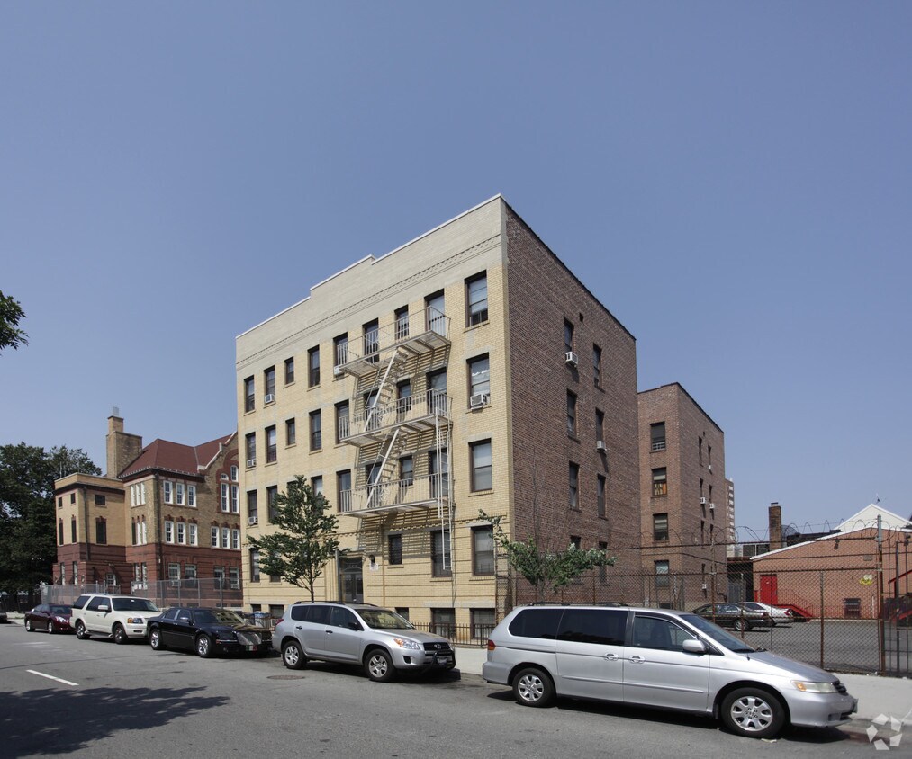 Primary Photo - 88-21-88-23 162nd St