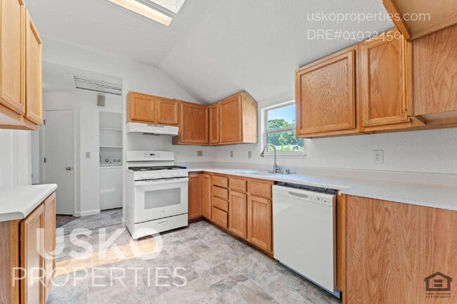 Photo - 3901 Y St Apartment