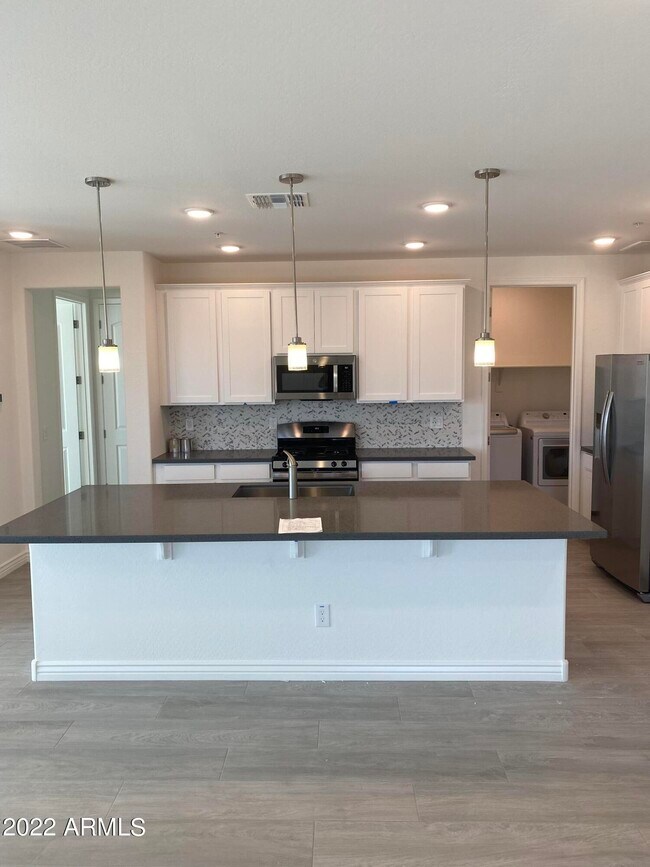 5100 E Rancho Paloma Dr Unit 2048, Cave Creek, AZ 85331 Room for Rent in Cave Creek, AZ