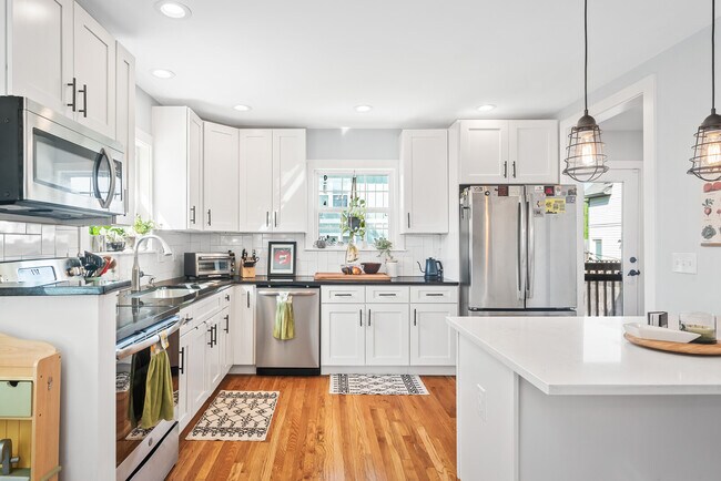 Building Photo - 1429 Litton Ave