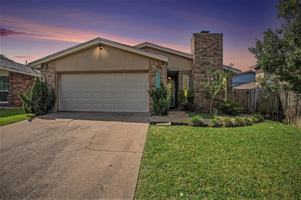Foto principal - 5927 Maco St