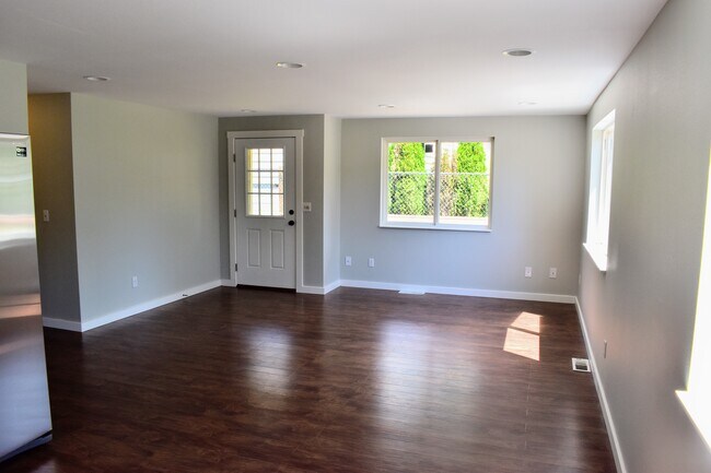 Living Room - 3510 Connelly Ave