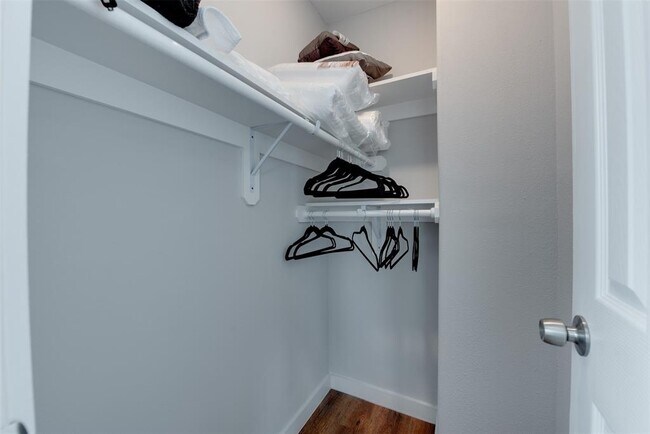 Building Photo - 7954 Sayers St