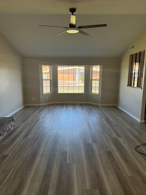 Building Photo - 2141 Arbor Way