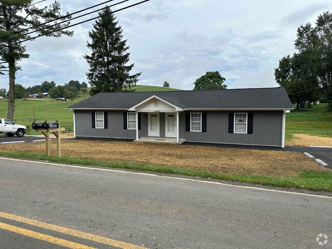 Building Photo - 13060 Lindell Rd