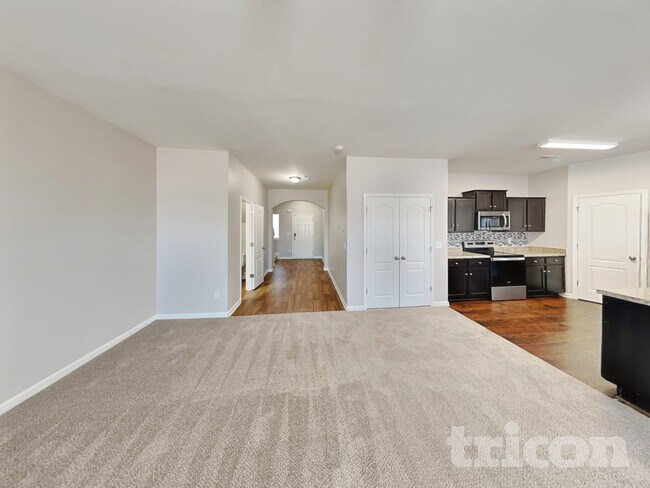 Building Photo - 11335 Breezehill Ln