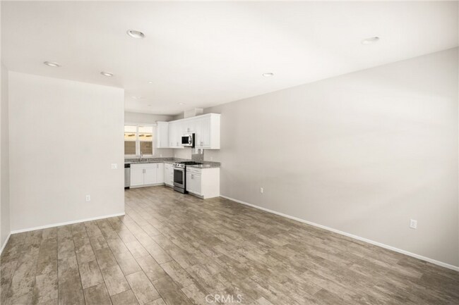 Foto del edificio - 544 S Casita St