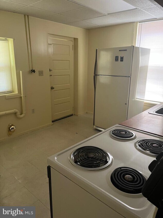 Foto principal - 978 Scotland Ave