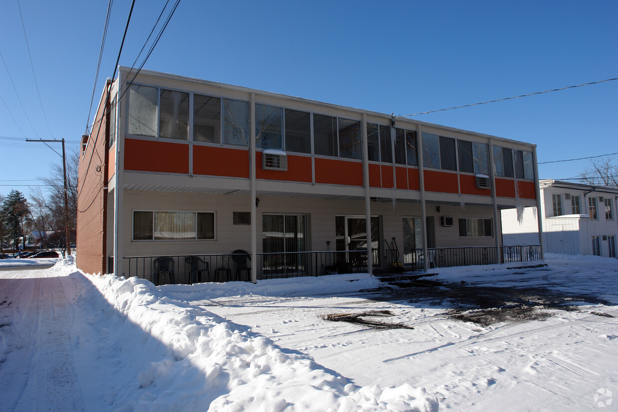 Building Photo - Park View Apartments