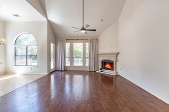 Building Photo - 3517 Oak Landing