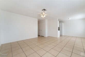 Building Photo - 1801 Evelyn Ave