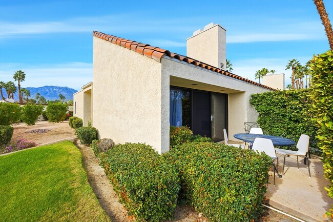 Building Photo - 436 Sunningdale Dr