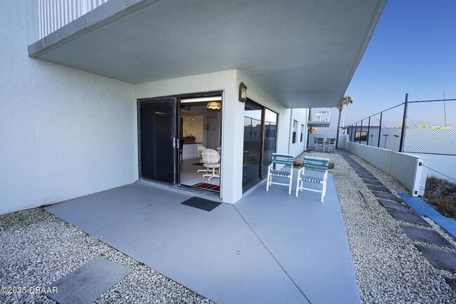 Building Photo - 1571 S Atlantic Ave