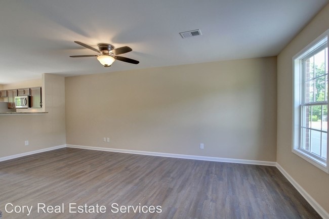 Building Photo - 1222 Ashridge Drive