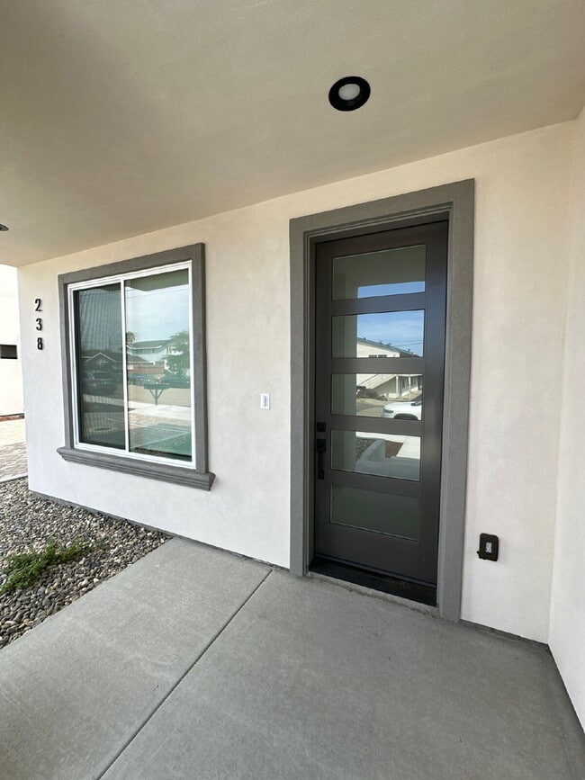 Foto del edificio - Ocean Views | Rooftop Deck | New Construction | For Lease $4,200/mo.