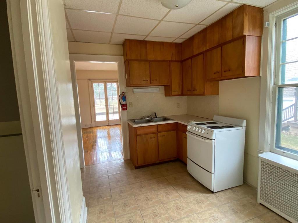 31 Pleasant st House for Rent in Utica, NY