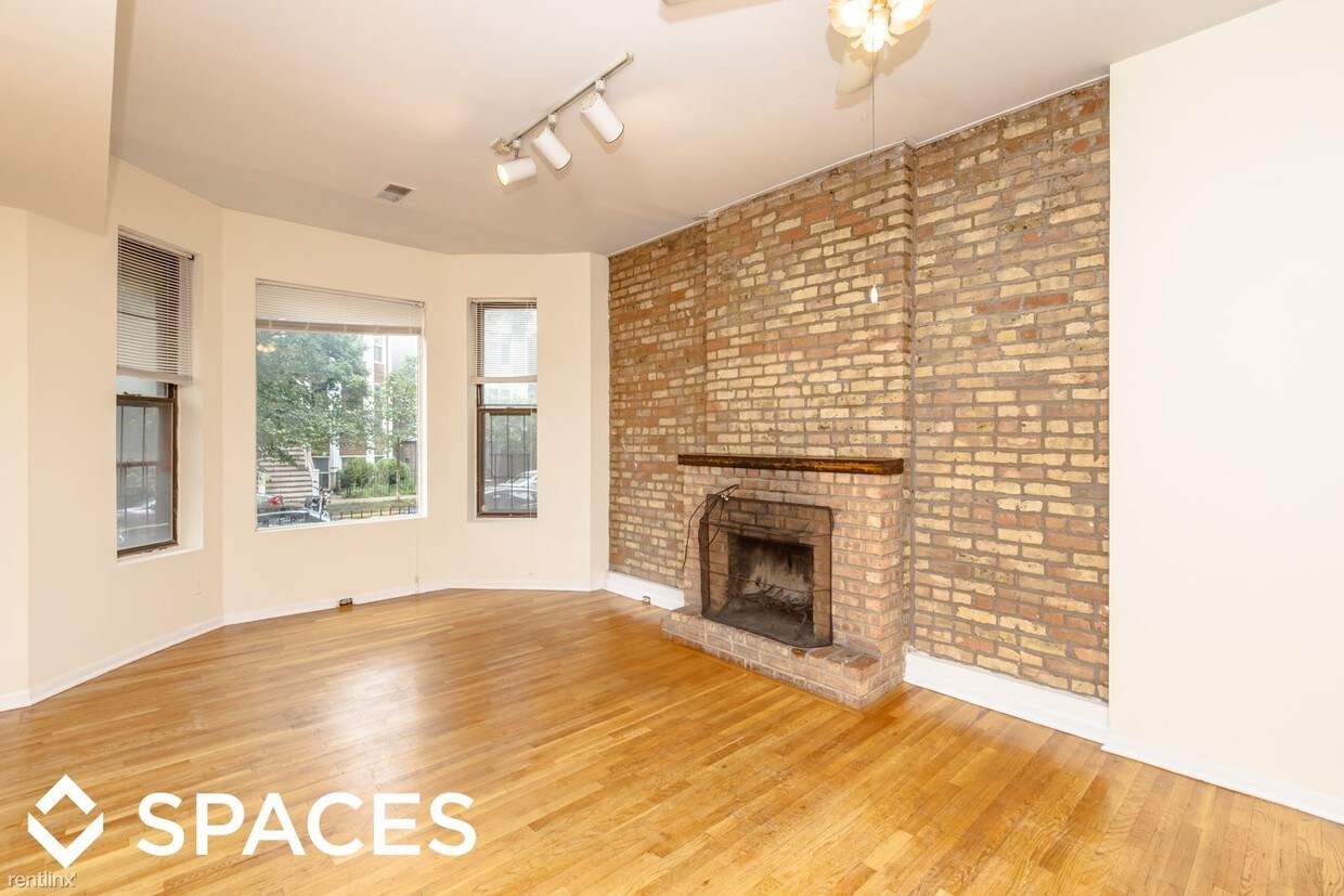 Primary Photo - 933 W Fletcher St