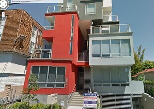 Building Photo - 4257 Third Ave